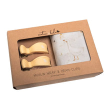 Load image into Gallery viewer, Gwen the Goose Muslin Wrap &amp; Buttermilk Pram Clip Set
