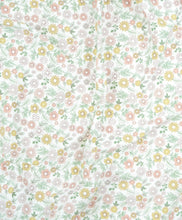 Load image into Gallery viewer, Organic Cotton Swaddle Wrap - Daisies