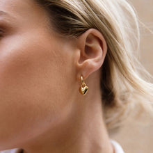 Load image into Gallery viewer, Minimal Puffed Heart Mix Charms Gold Plated