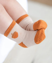 Load image into Gallery viewer, Organic Cotton Baby Socks - Nutty