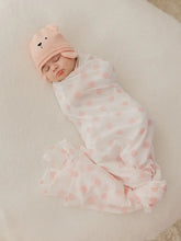 Load image into Gallery viewer, Pink Blue Spot Muslin Swaddle