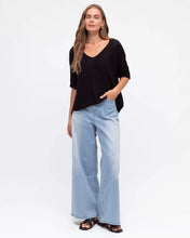 Load image into Gallery viewer, Cropped Sleeve Knit Top