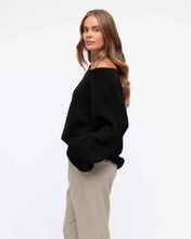 Load image into Gallery viewer, Fringing Hem Straight Leg Pant