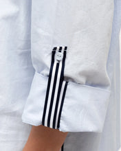 Load image into Gallery viewer, STRIPE TRIM SHIRT