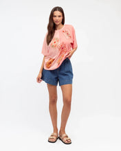 Load image into Gallery viewer, NORA T-SHIRT