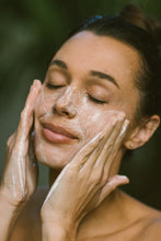 Load image into Gallery viewer, Super Citrus Cleanser