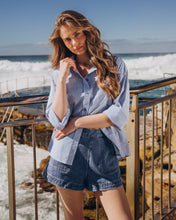 Load image into Gallery viewer, Blue White Shirt