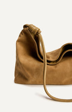 Load image into Gallery viewer, Ava Shoulder Bag - Camel