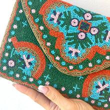 Load image into Gallery viewer, Teal Flower Mexican Beaded Clutch